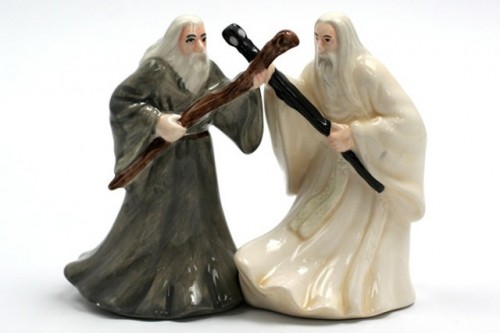 Lord of the rings salt and pepper shakers gandalf and saruman