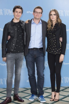 nat wolff, john green and cara delevingne PAPER TOWNS