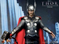 Movie-Masterpiece-Thor-002_1296218342