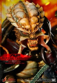 Hot-Toys-Samurai-Predator-02_1322291666
