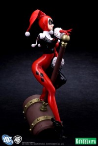Harley-Quinn-Bishoujo-Statue-2_1334150517
