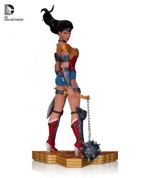 Wonder Woman - Art of War Statue