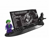 SDCC-2014-LEGO-Batman-Darknight-Tumbler5
