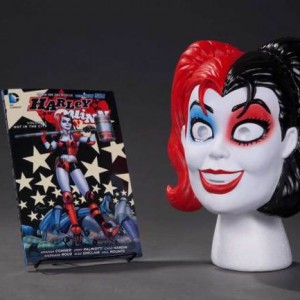 Harley Quinn Book and Mask set